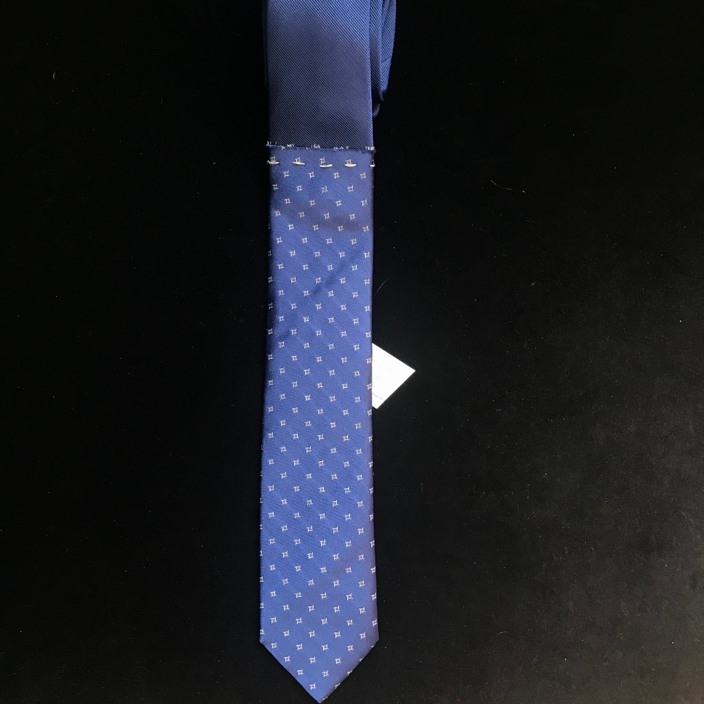 NWT U-NI-TY tie